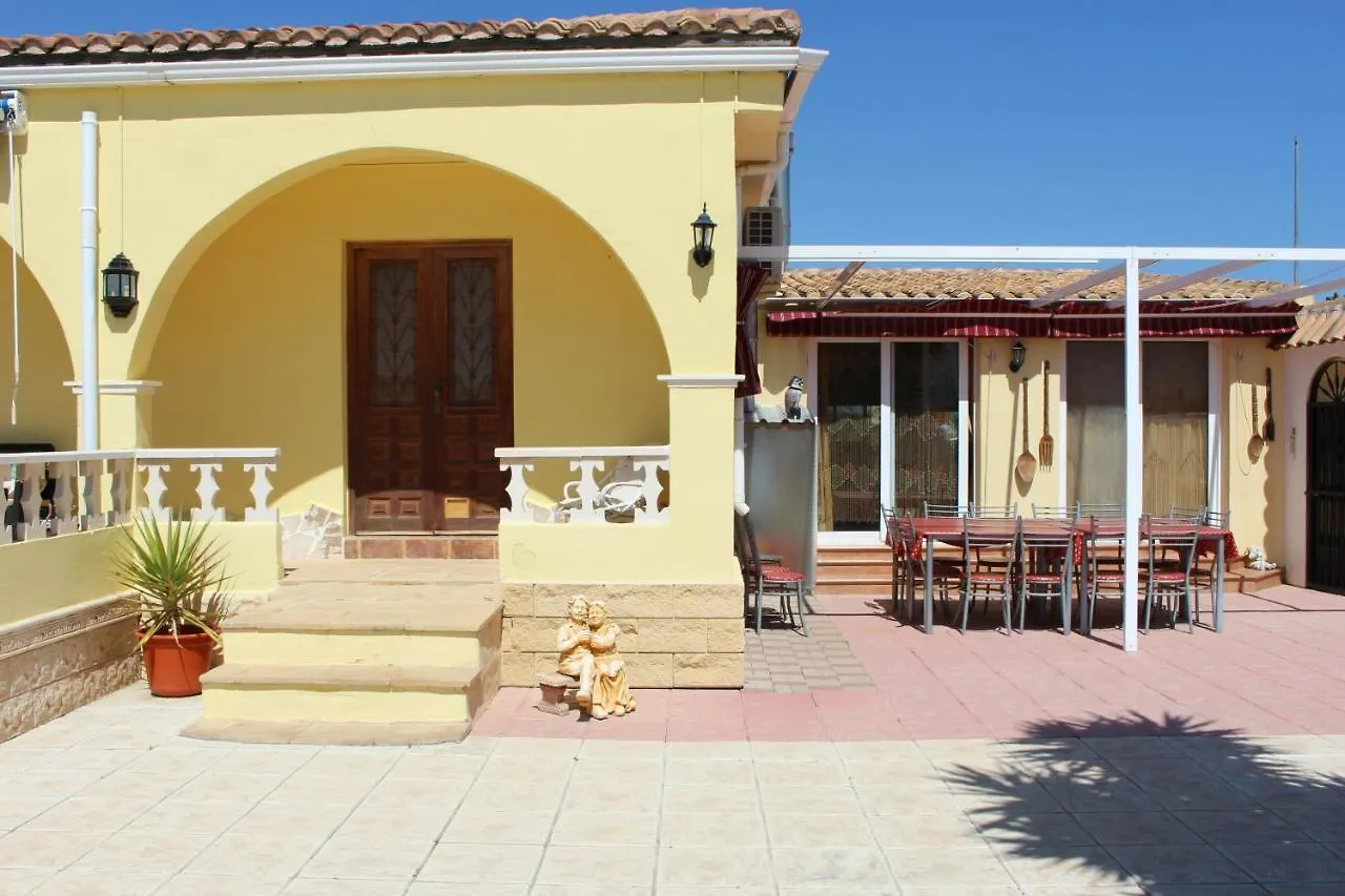 Casa Mari - Fabulous Semi-Detached Villa With Swimming Pool, Tennis Court And Huge Gardens Turre Spain